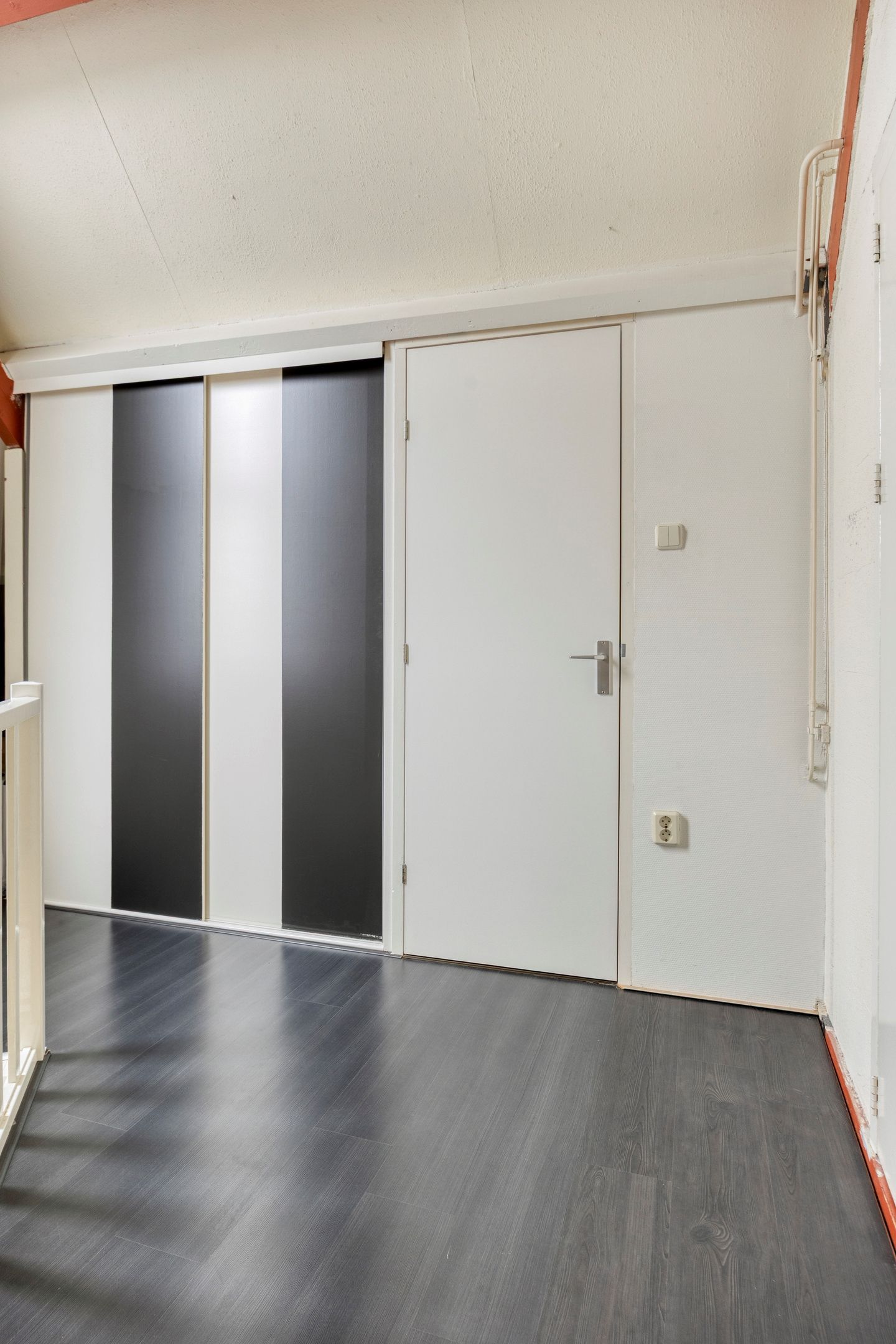 Photo 33 of Regge 39