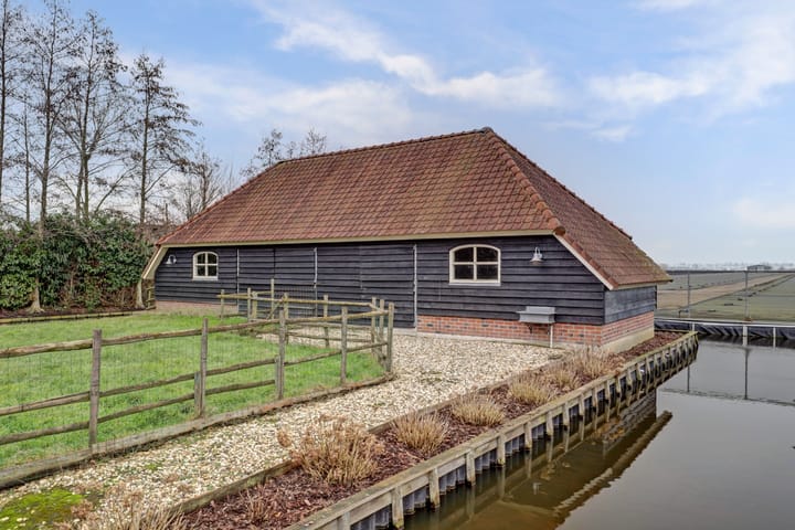 Foto 3 van Insteek 24