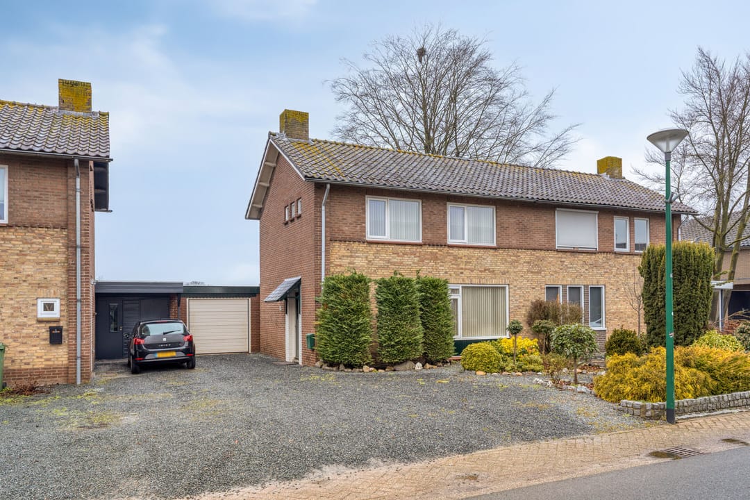 Photo 1 of Tolschestraat 58