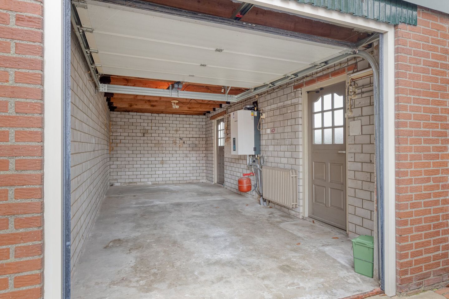 Photo 20 of Tolschestraat 58