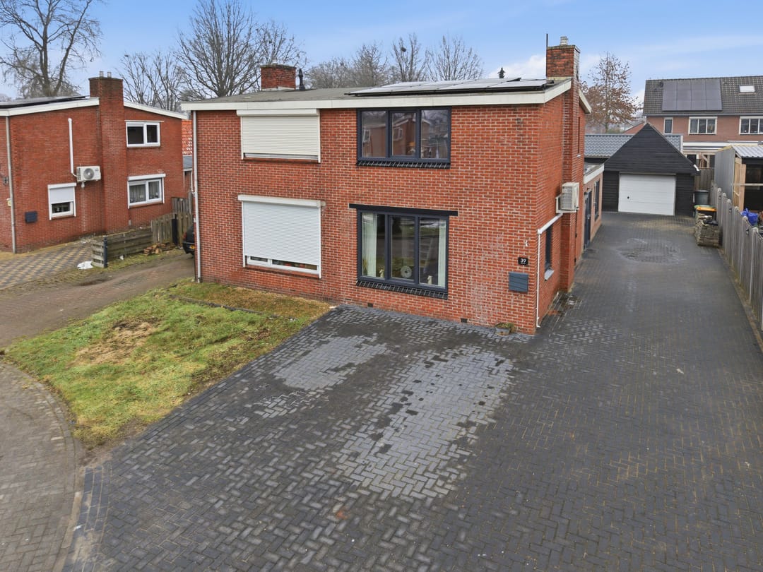 Foto 1 van De Hoven 39