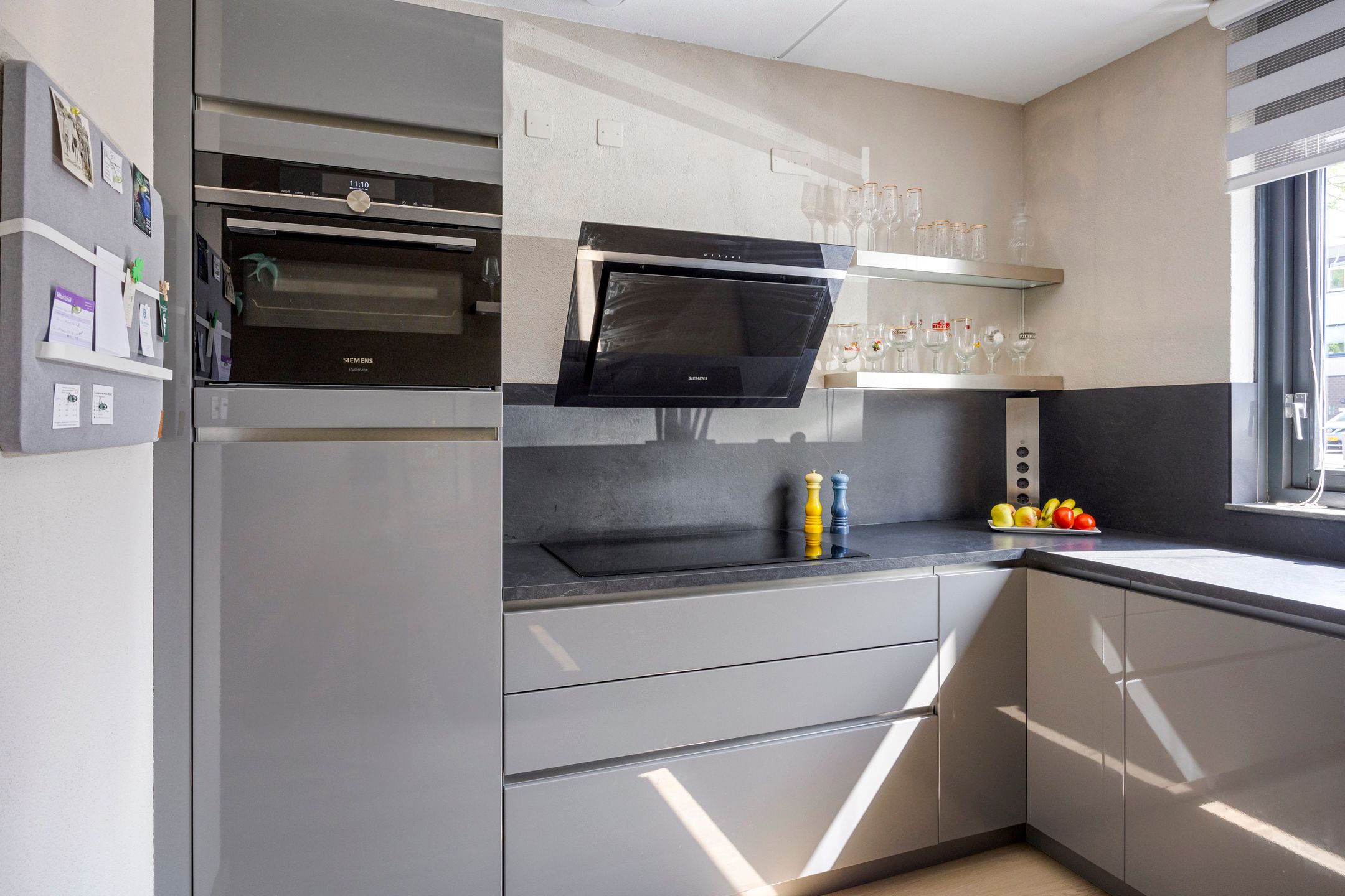 Foto 12 van IJsselmondselaan 235-A