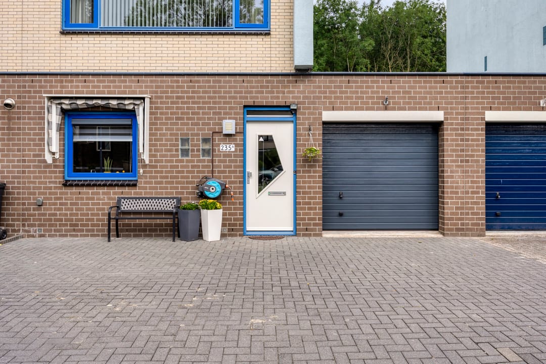 Foto 41 van IJsselmondselaan 235-A