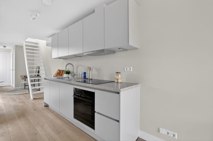 Foto 5 van Fokke Simonszstraat 84-3