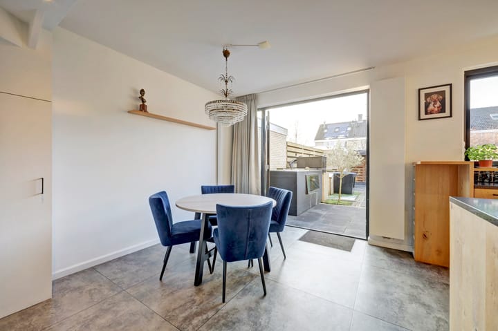 Photo 9 of Atlantischestraat 14