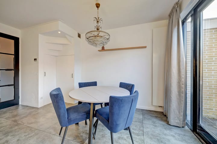 Photo 11 of Atlantischestraat 14