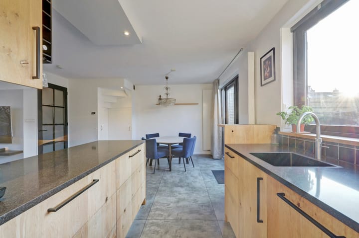 Photo 13 of Atlantischestraat 14