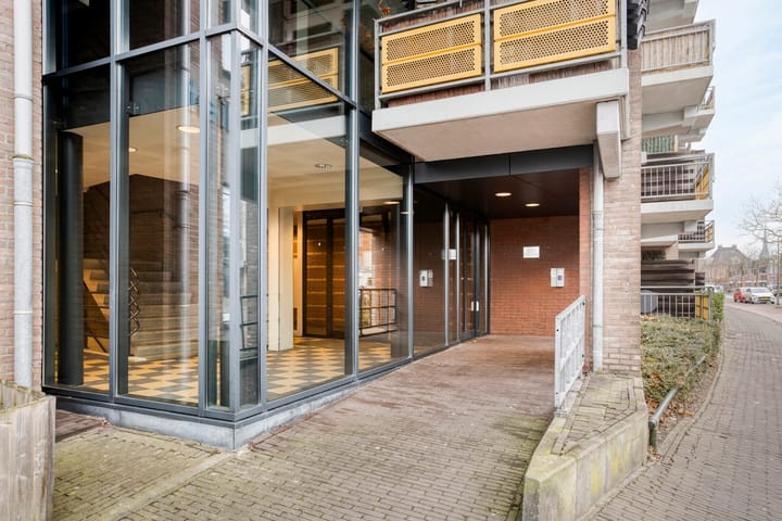 Photo 3 of Zuidvliet 496