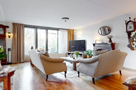 Zesmorgen 100 secondary image