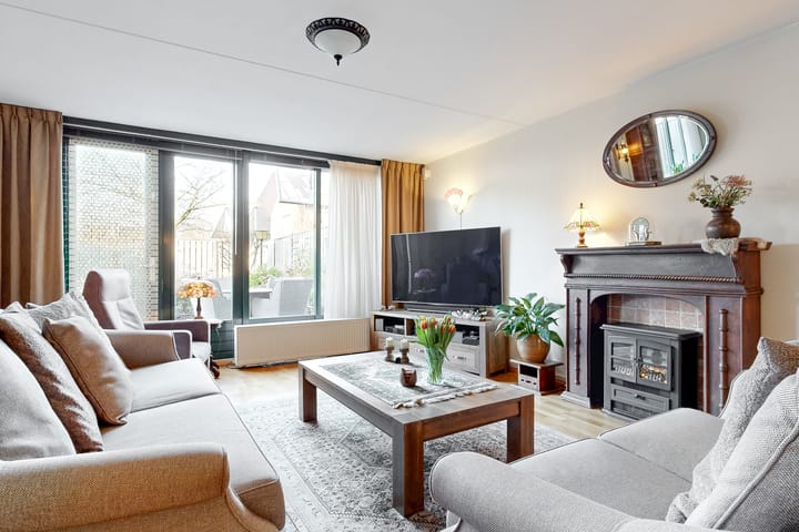 Foto 3 van Zesmorgen 100