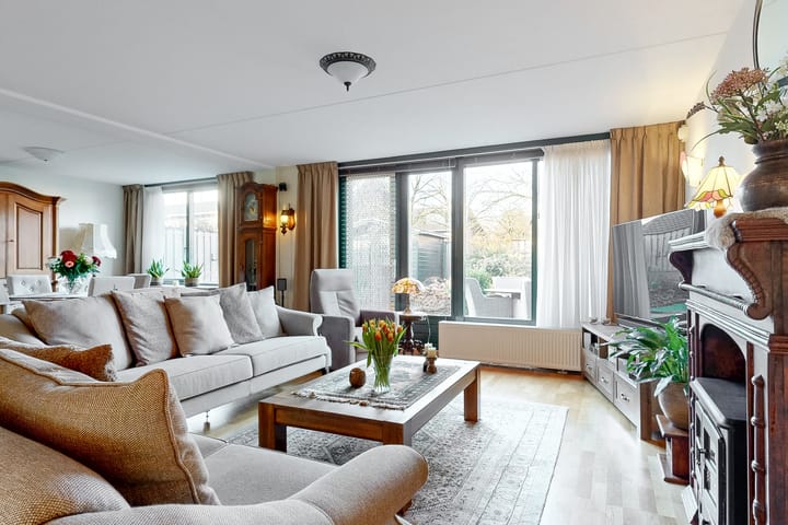 Foto 5 van Zesmorgen 100