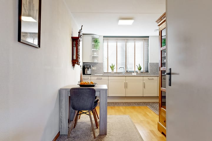 Foto 9 van Zesmorgen 100