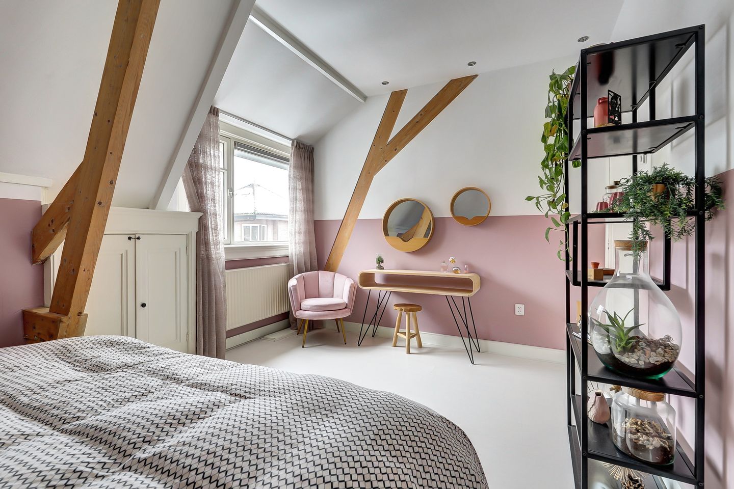 Foto 34 van Burgemeester van Oordtstraat 2