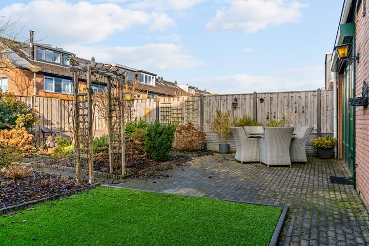 Foto 34 van Zesmorgen 100