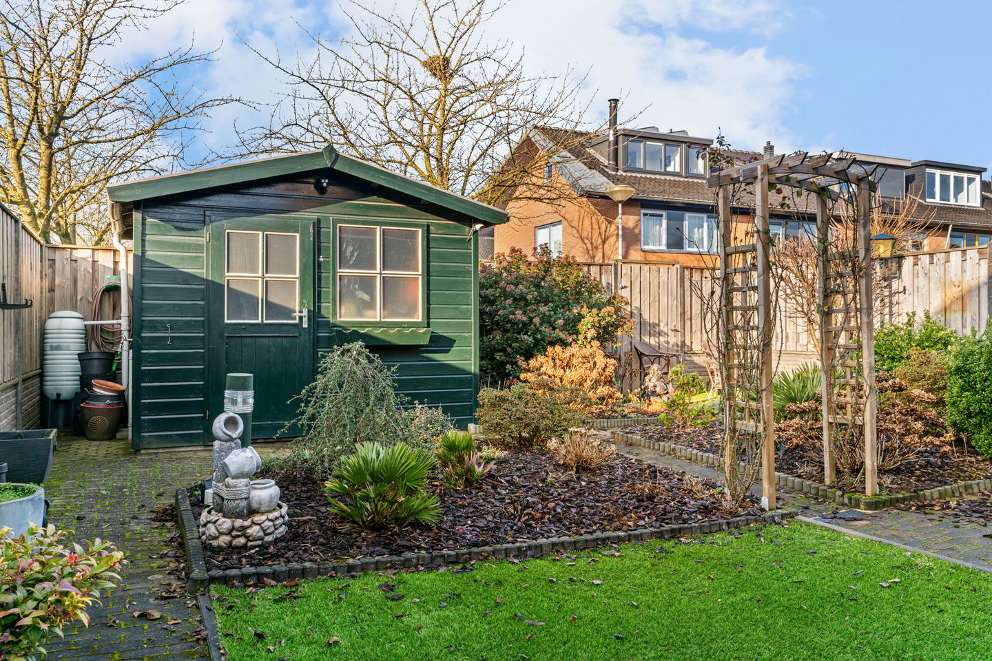 Photo 35 of Zesmorgen 100