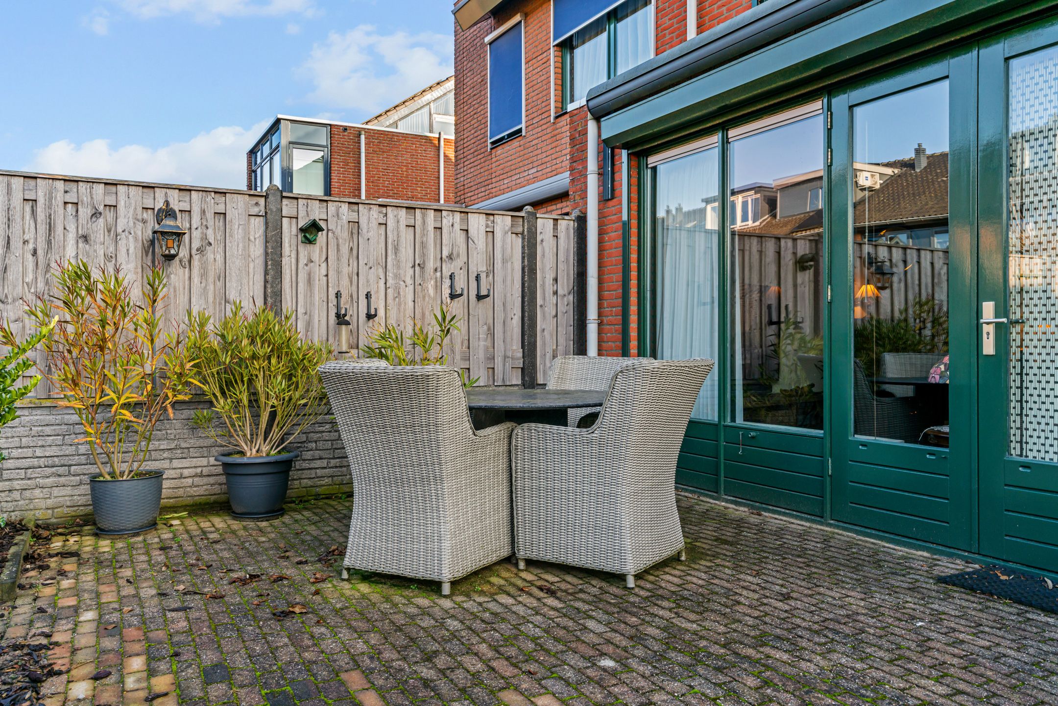 Photo 36 of Zesmorgen 100