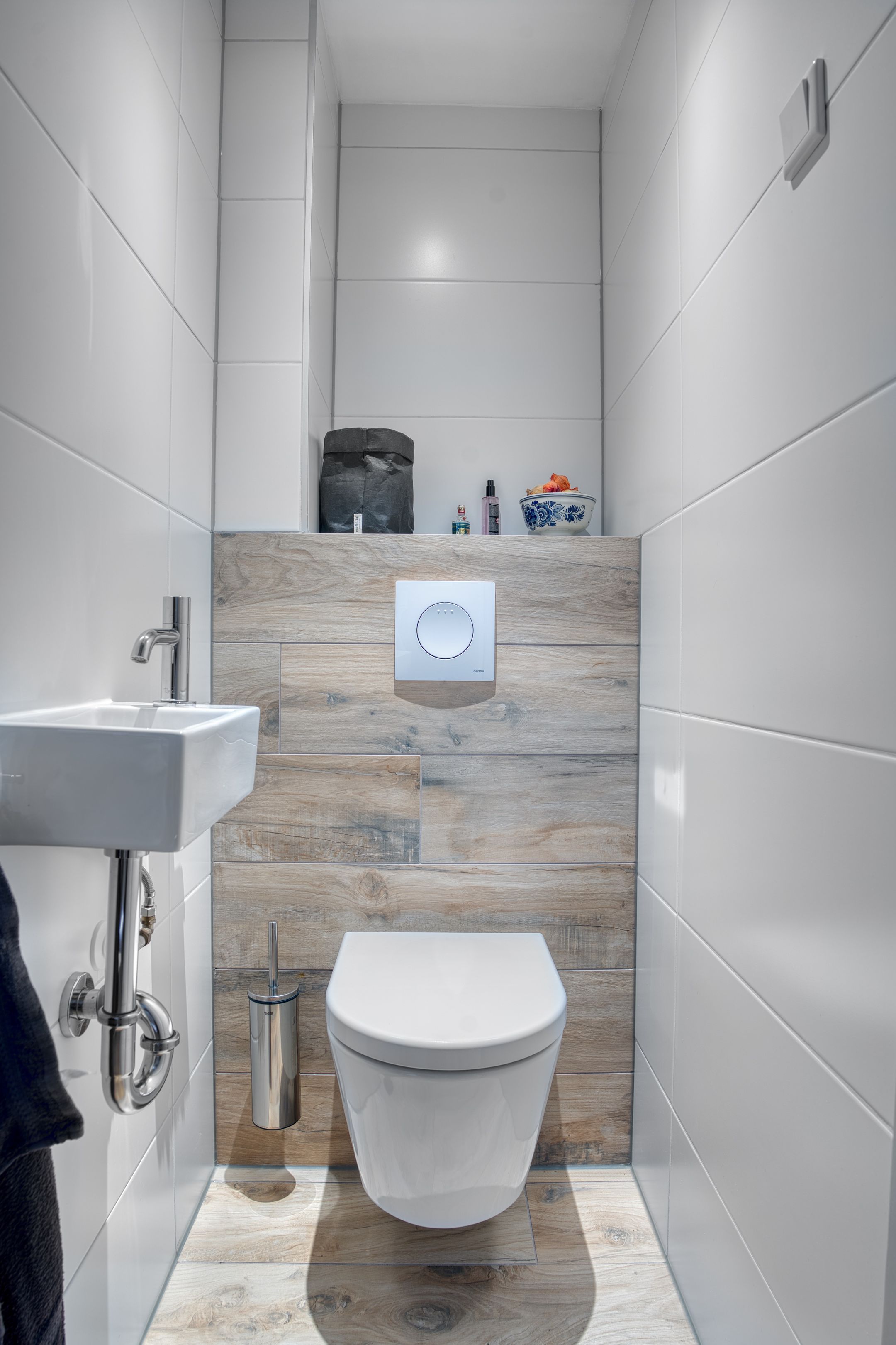 Photo 27 of Roosstraat 158