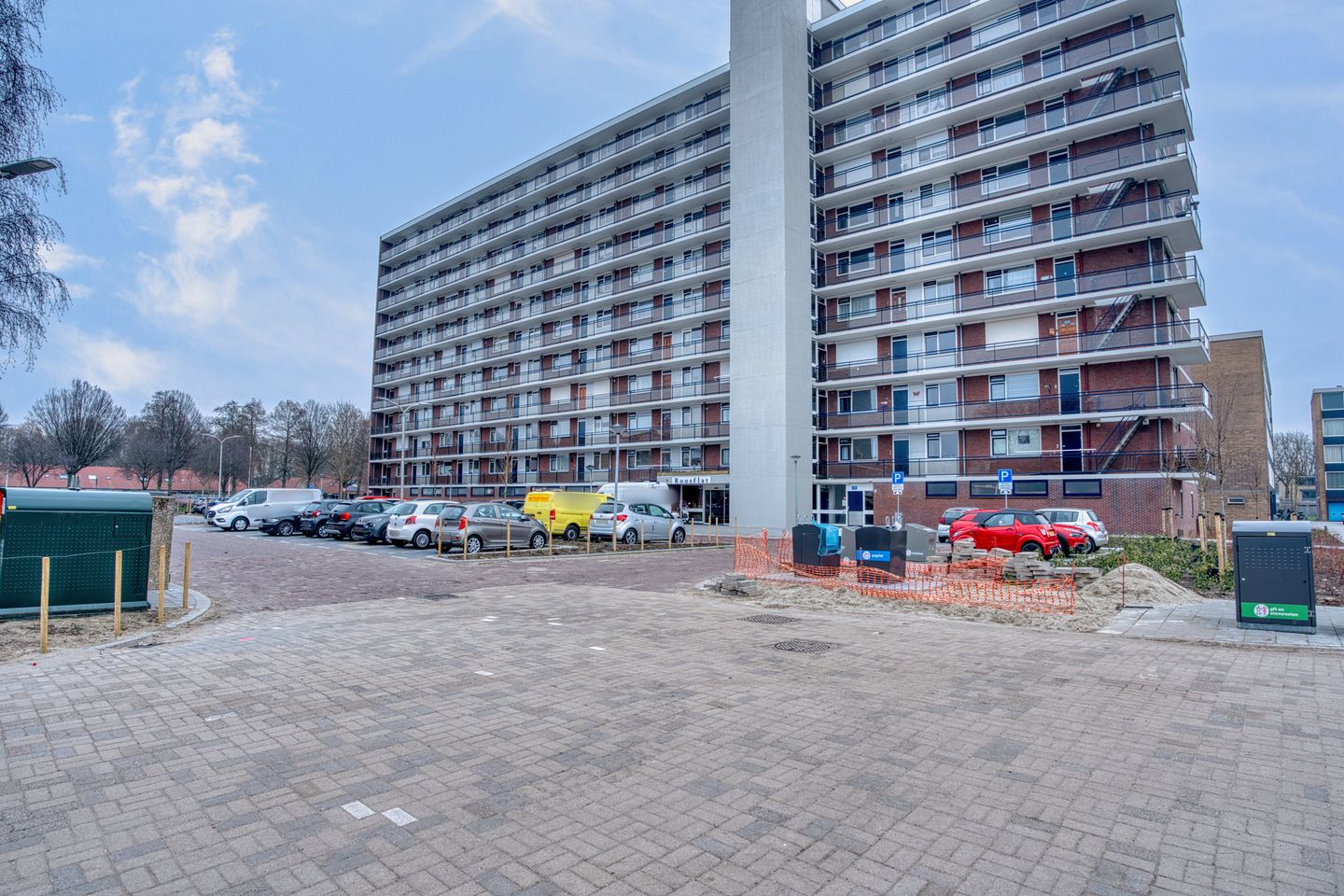 Photo 34 of Roosstraat 158