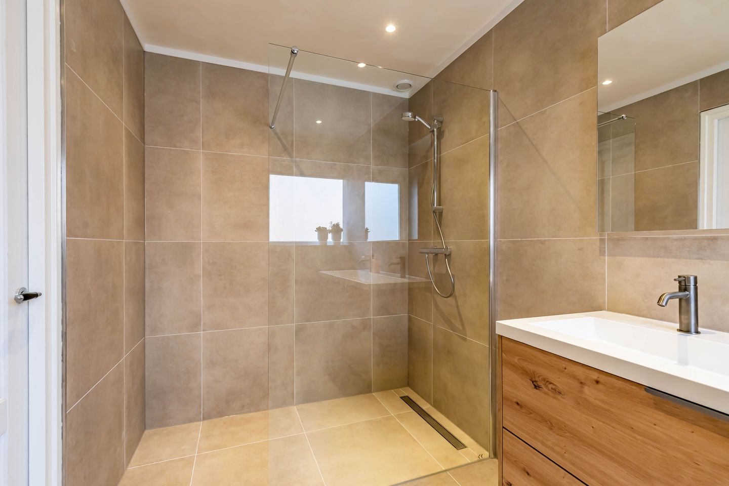 Foto 25 van Lageweg 21