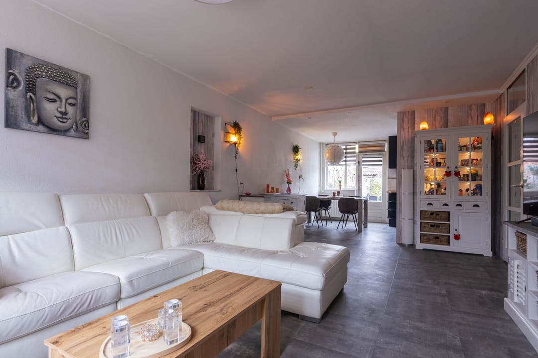 Foto 2 van Boterbloem 111