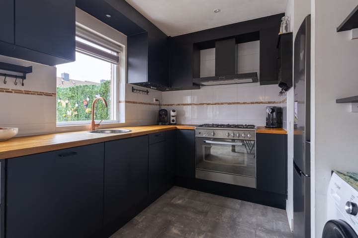 Photo 13 of Boterbloem 111