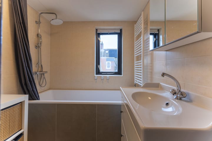 Photo 16 of Boterbloem 111