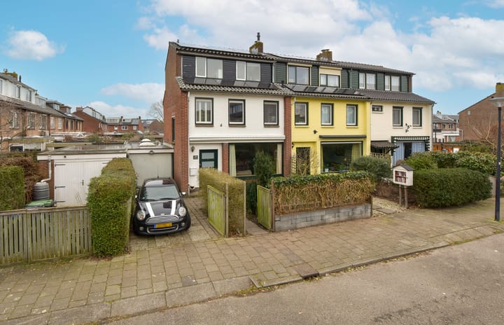 Foto 1 van Steven van Rumelaerstraat 29