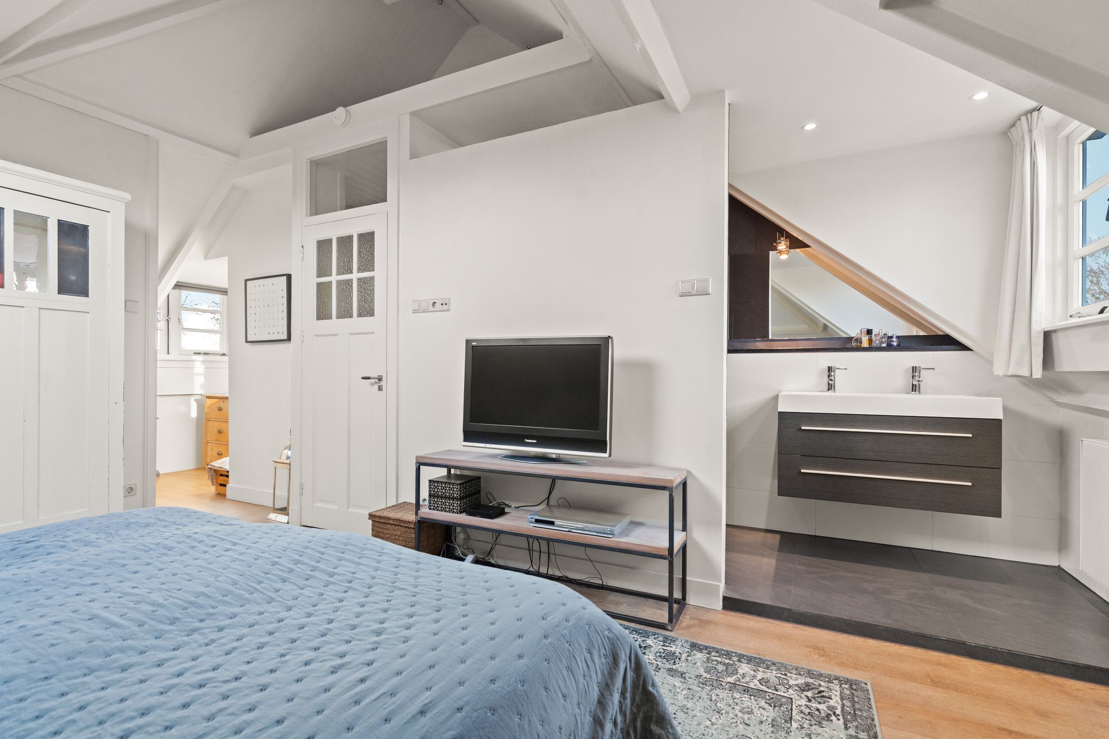 Foto 57 van Oude Groenewoudseweg 242