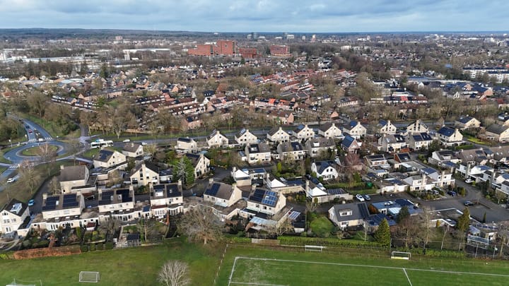 Photo 7 of Pieter Puypeplein 27