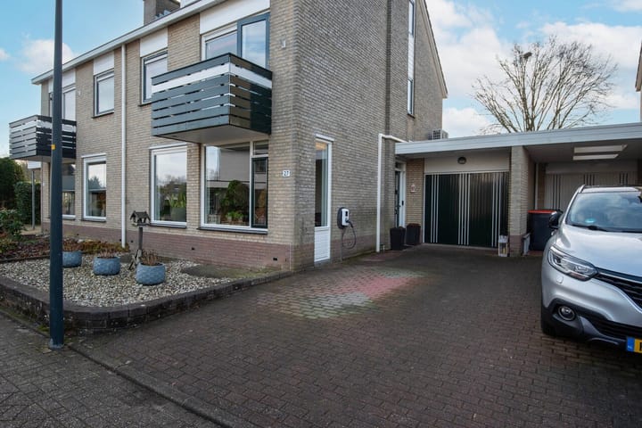 Photo 10 of Pieter Puypeplein 27