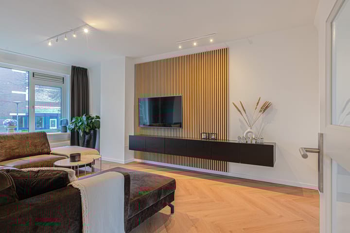 Madame Curiestraat 193