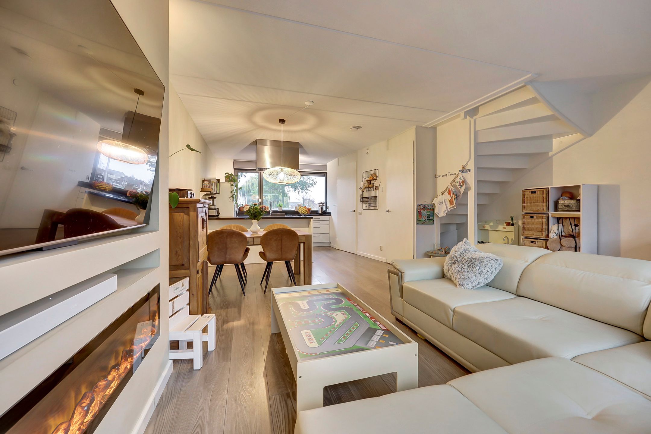 Photo 6 of Smidshamer 30