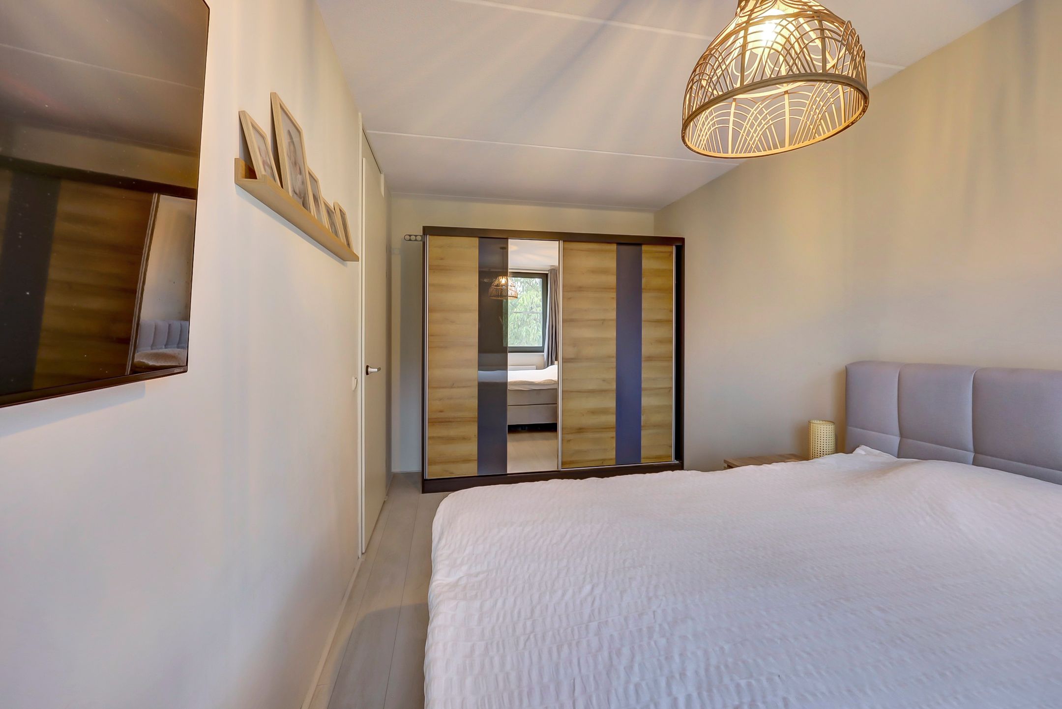 Photo 21 of Smidshamer 30