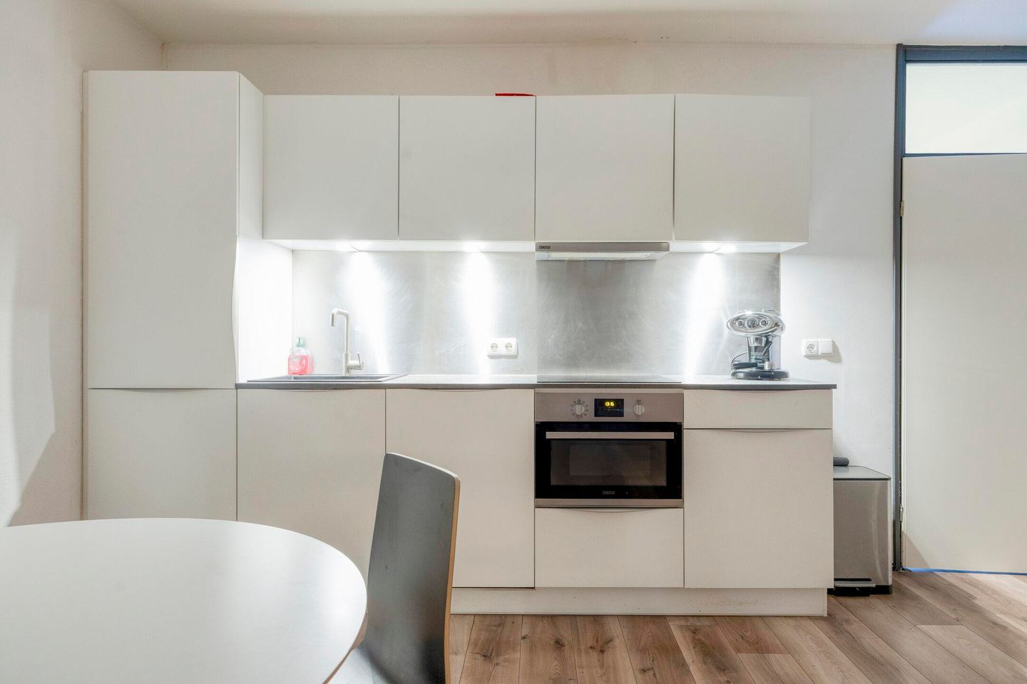 Photo 10 of Graaf Balderikstraat 44