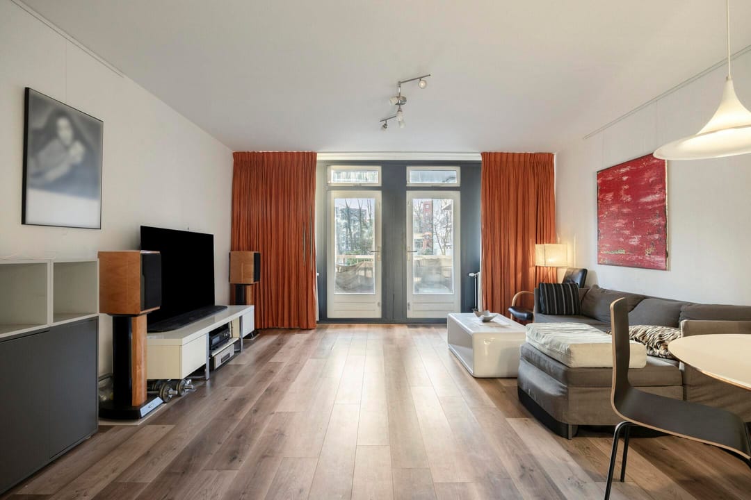 Photo 2 of Graaf Balderikstraat 44