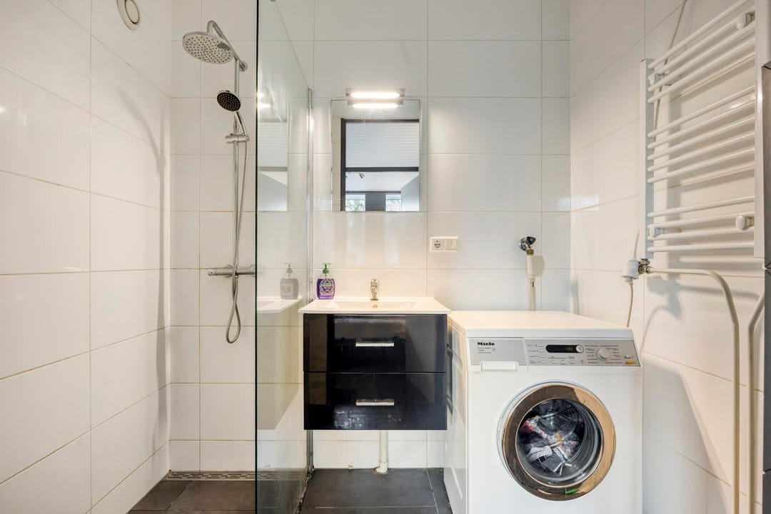 Photo 16 of Graaf Balderikstraat 44