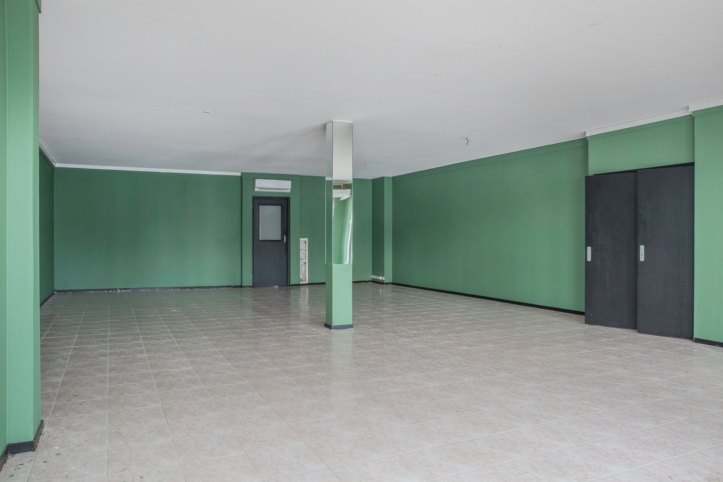 View photo 3 of Hoofdstraat 45