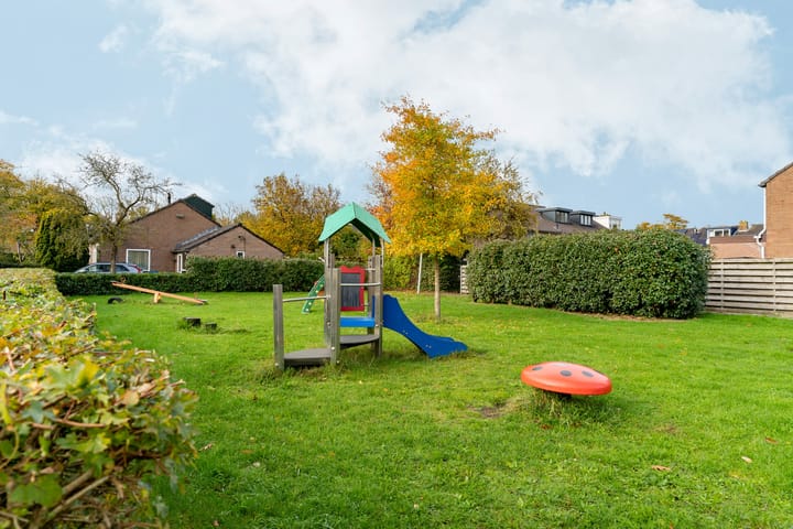 Foto 25 van Burgemeester Jur. Visserlaan 20