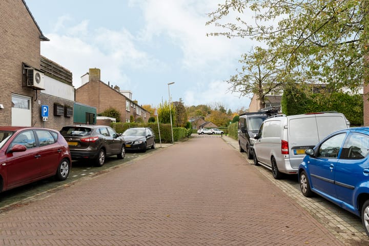 Foto 23 van Burgemeester Jur. Visserlaan 20