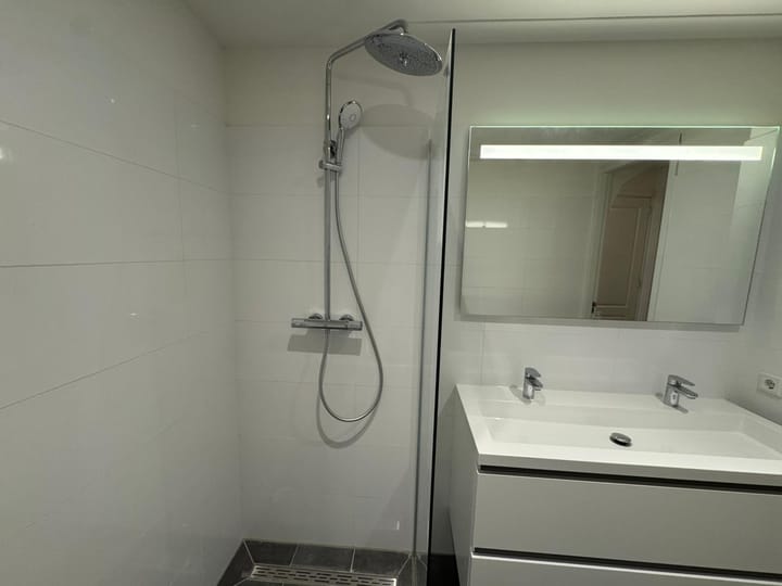 Photo 12 of Ruysdaelstraat 9-2