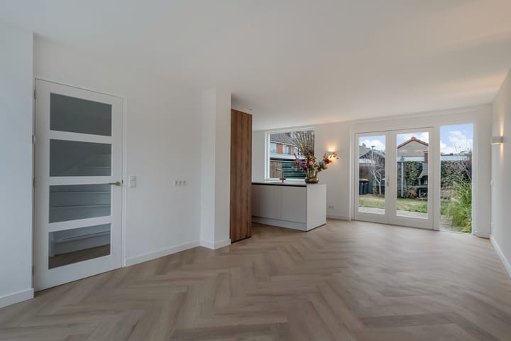 Photo 2 of Mendelssohnstraat 23