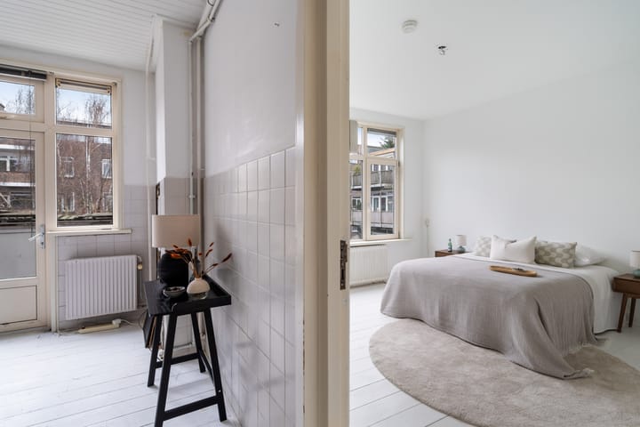 Foto 24 van Van der Meydestraat 50-A02