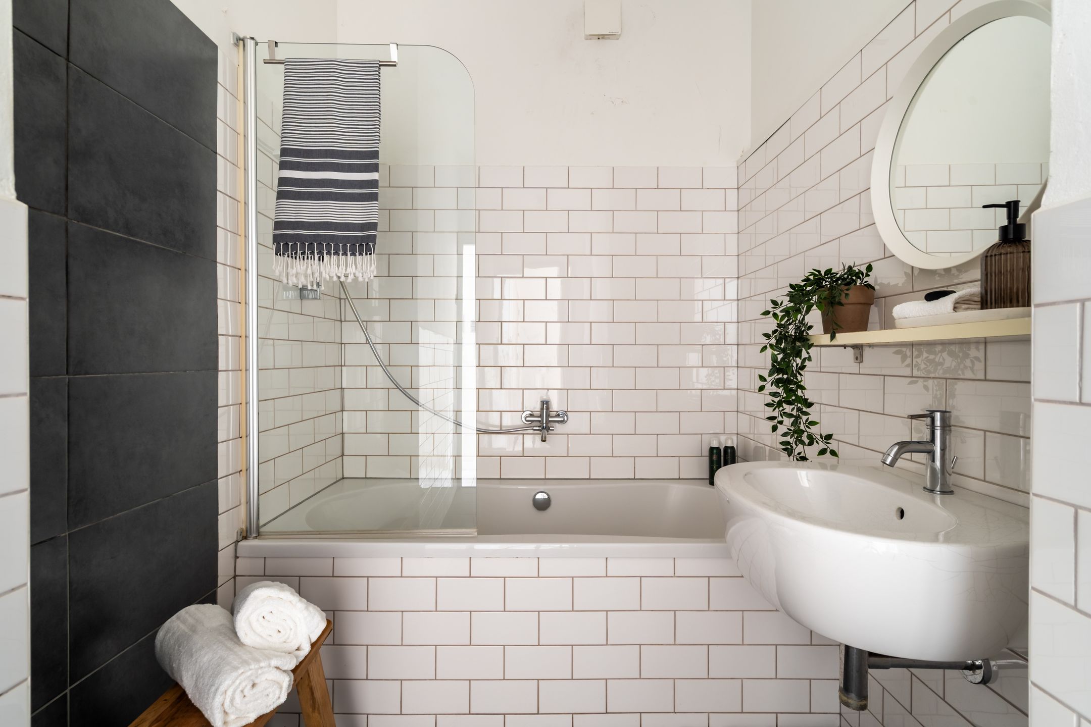 Foto 30 van Van der Meydestraat 50-A02