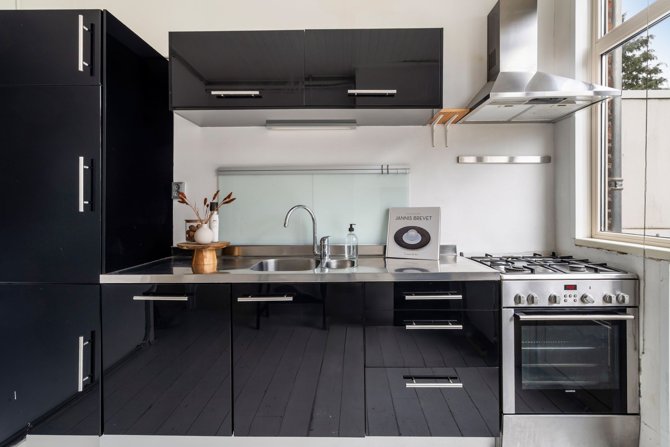 Foto 33 van Van der Meydestraat 50-A02