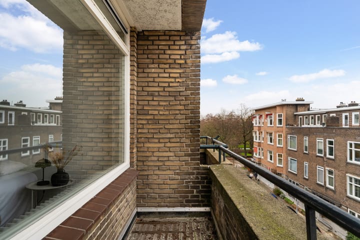 Foto 39 van Van der Meydestraat 50-A02