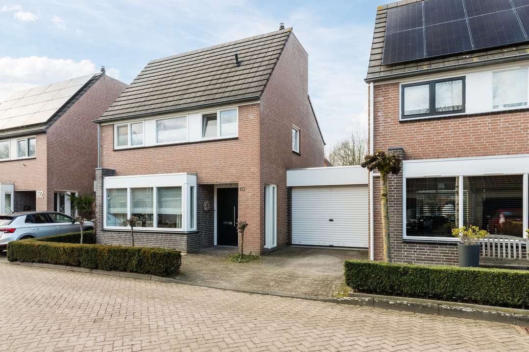 Photo 7 of Bieslook 60