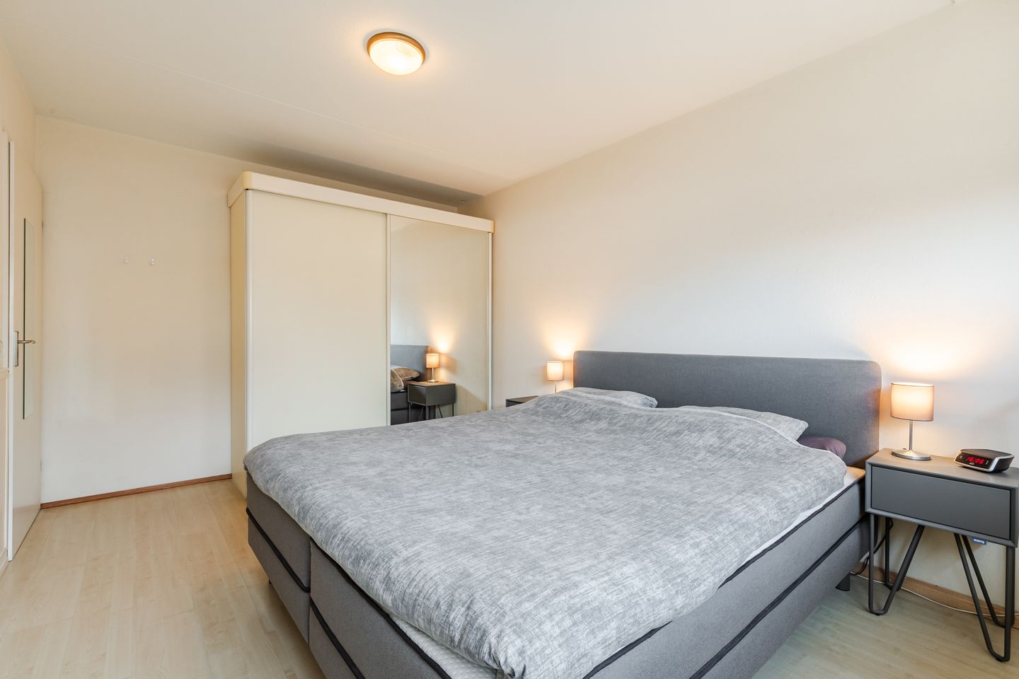 Photo 19 of Bieslook 60