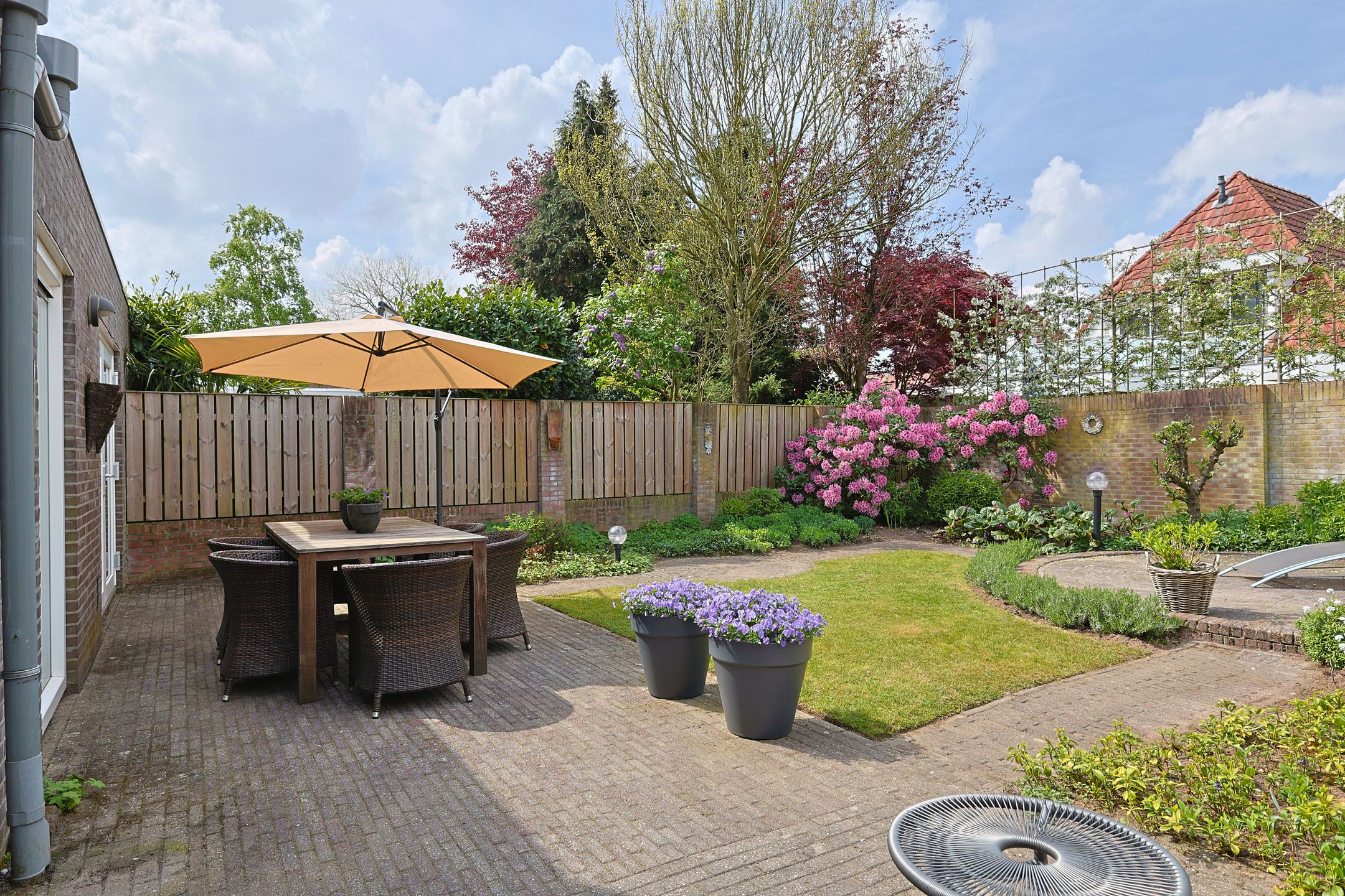 Photo 27 of Bieslook 60