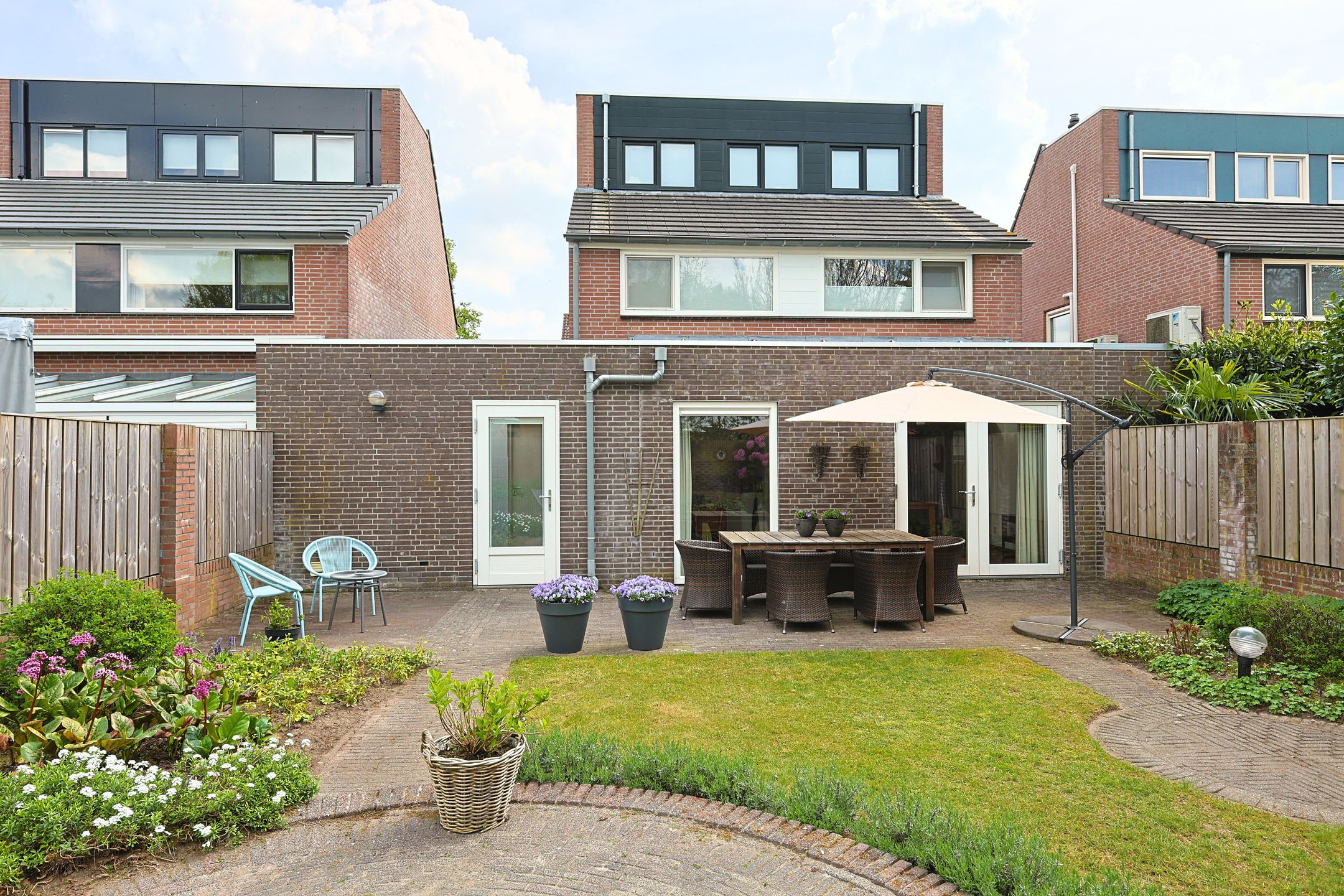 Photo 30 of Bieslook 60