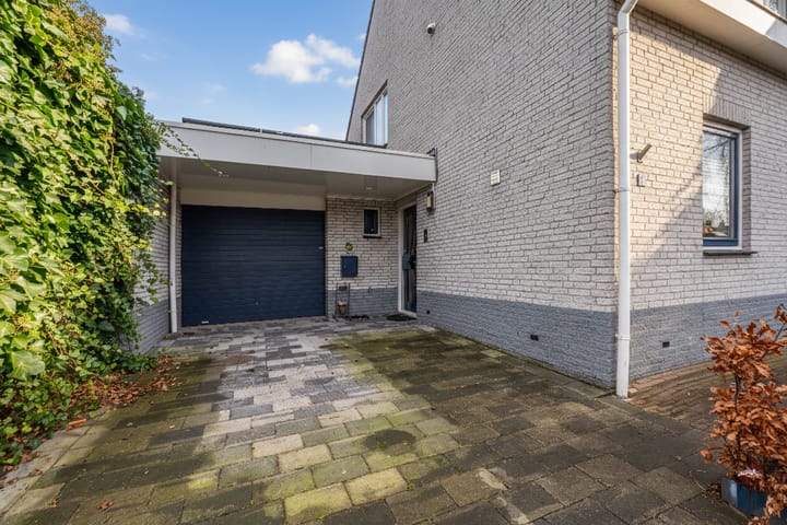 Foto 7 van Oosterland 16